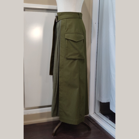 CLANE Military docking pleats skirt - Picture 3 of 9